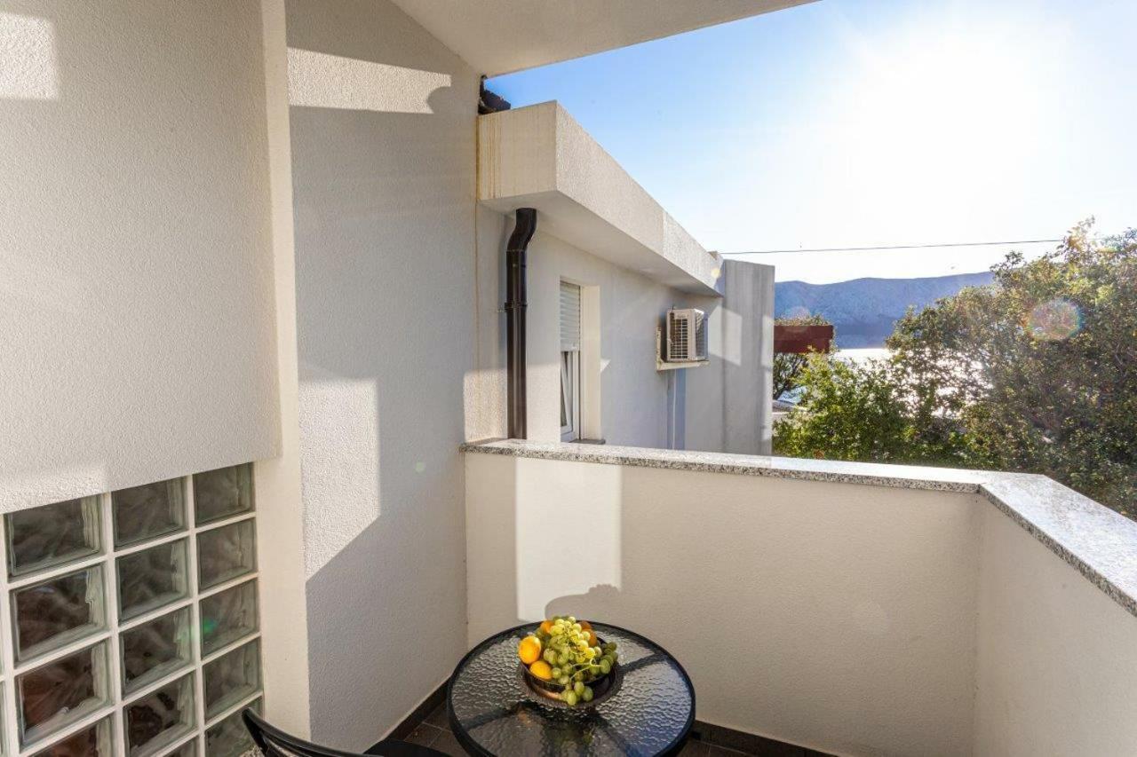 Dolores D&d, Apartment Baska (Krk)